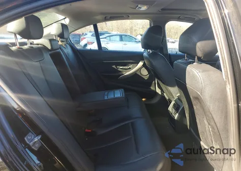 2015 BMW 320 I xDrive z USA, uszkodzony, nr VIN WBA3C3G57FNS73985